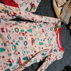 Gymboree Holiday Pajama Set - Red and Green
